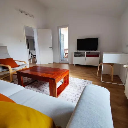 Διαμέρισμα Lipa *